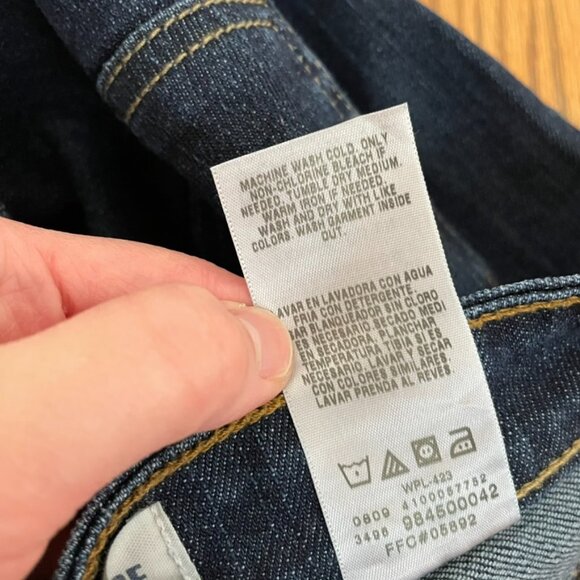 SIGNATURE BY LEVI STRAUSS & CO. LEVI'S LEVIS Low Rise Bootcut Jeans Dark Wash 4 - Picture 8 of 14